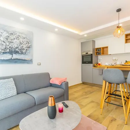 Lavanda Maslina - New Luxury Apartments Pula Exterior photo