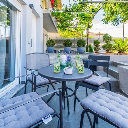 Lavanda Maslina - New Luxury Apartments Pula Exterior photo